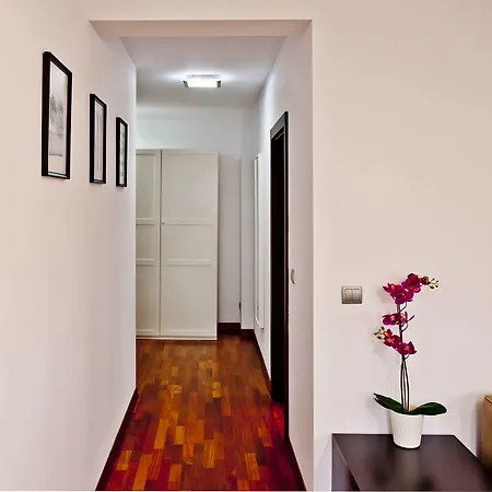 Aqua Blueapart アパート *