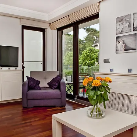 Aqua Blueapart ユラタ