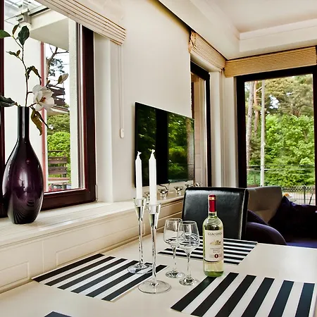 アパート Aqua Blueapart ユラタ